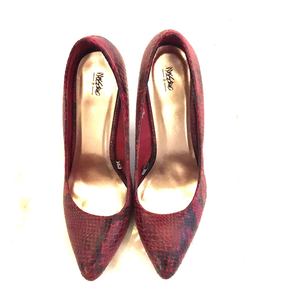 Mossimo Sz10 Pumps
